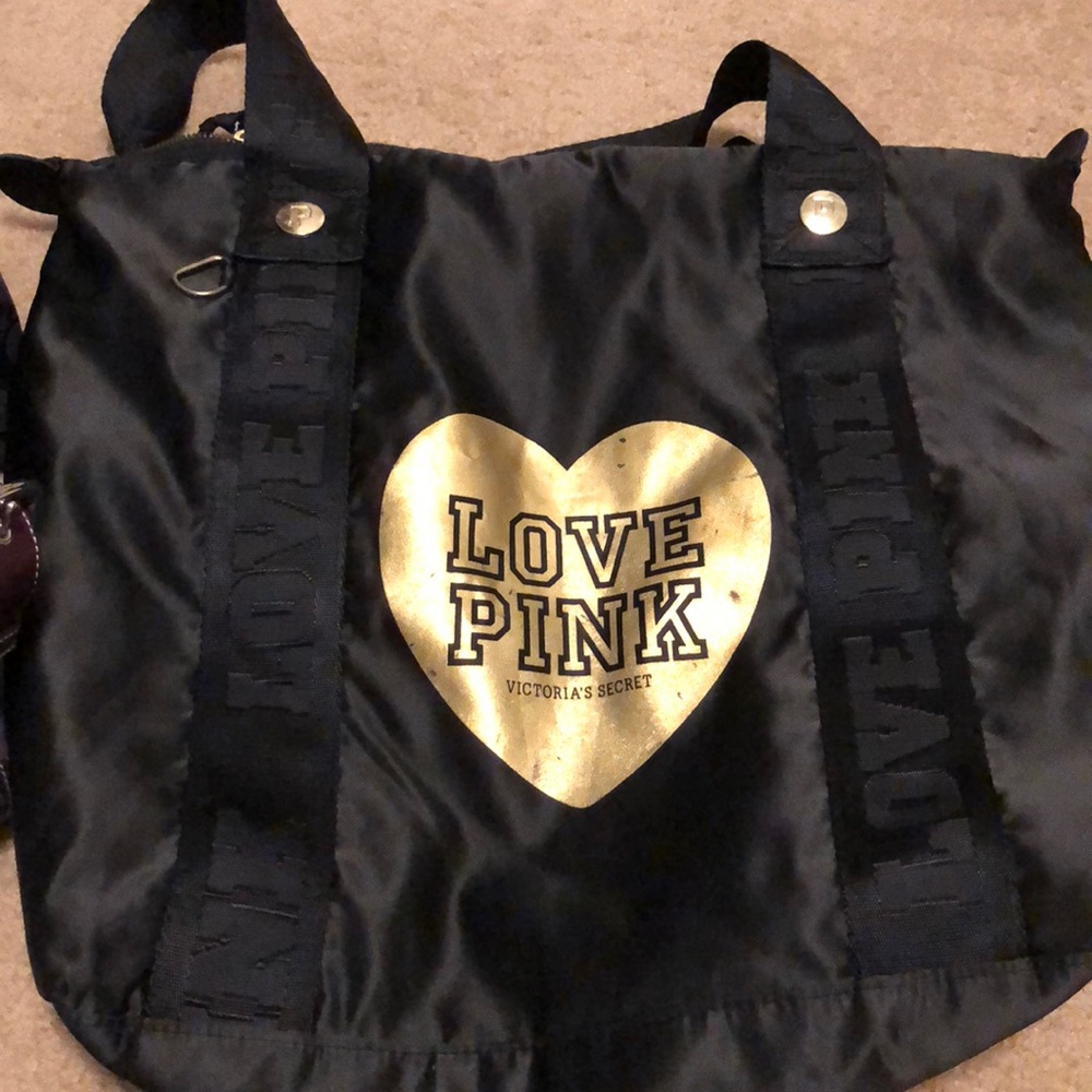 Victoria’s secret pink tote bag